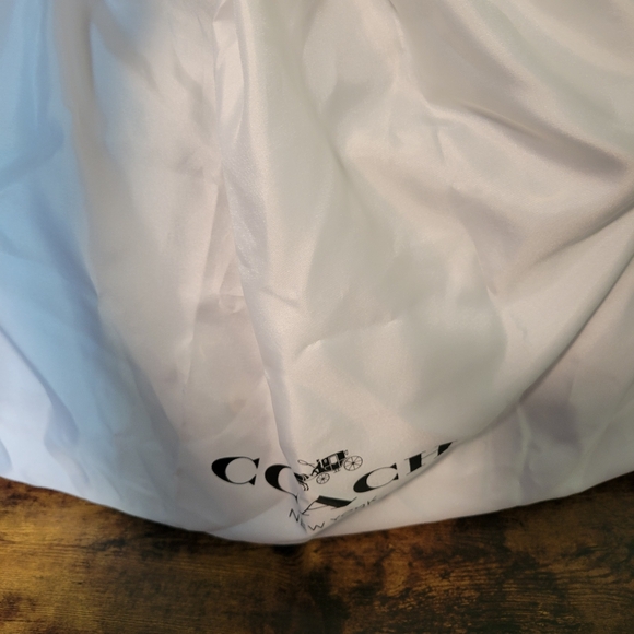 NEW Coach Taylor Tan Signature Tote Bag - Picture 8 of 8